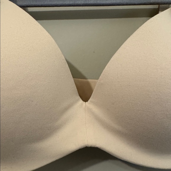 NWT- Wacoal How Perfect Wire Free T-Shirt Bra, Natural Nude, Size 34C - Picture 8 of 12